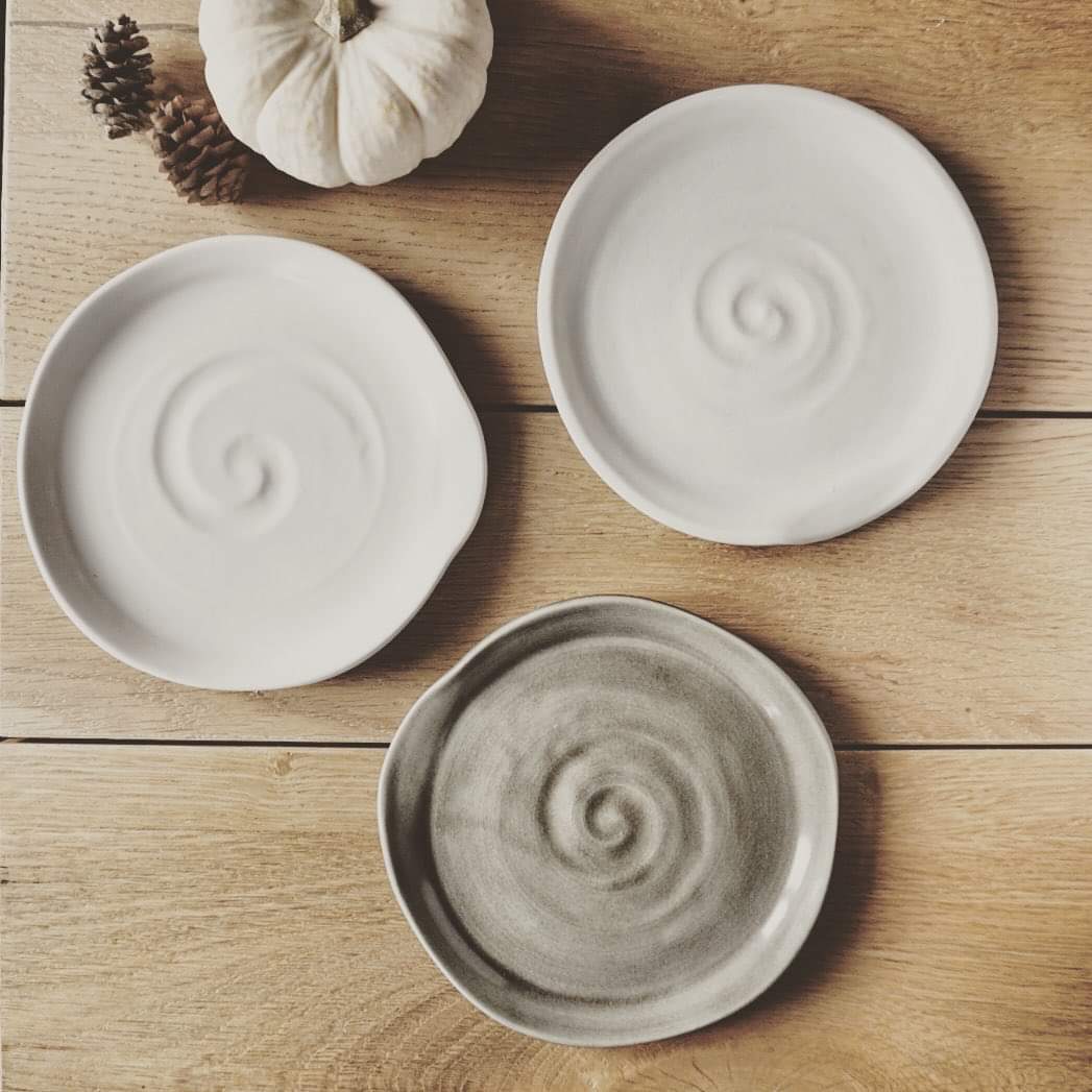 Porcelain spoon rest or soap dish, made by Pot de Crème Pottery